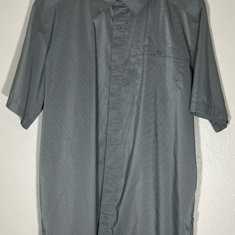 SwissTech Short Sleeve Shirt  Grey Lightweight  Tech Mens Large